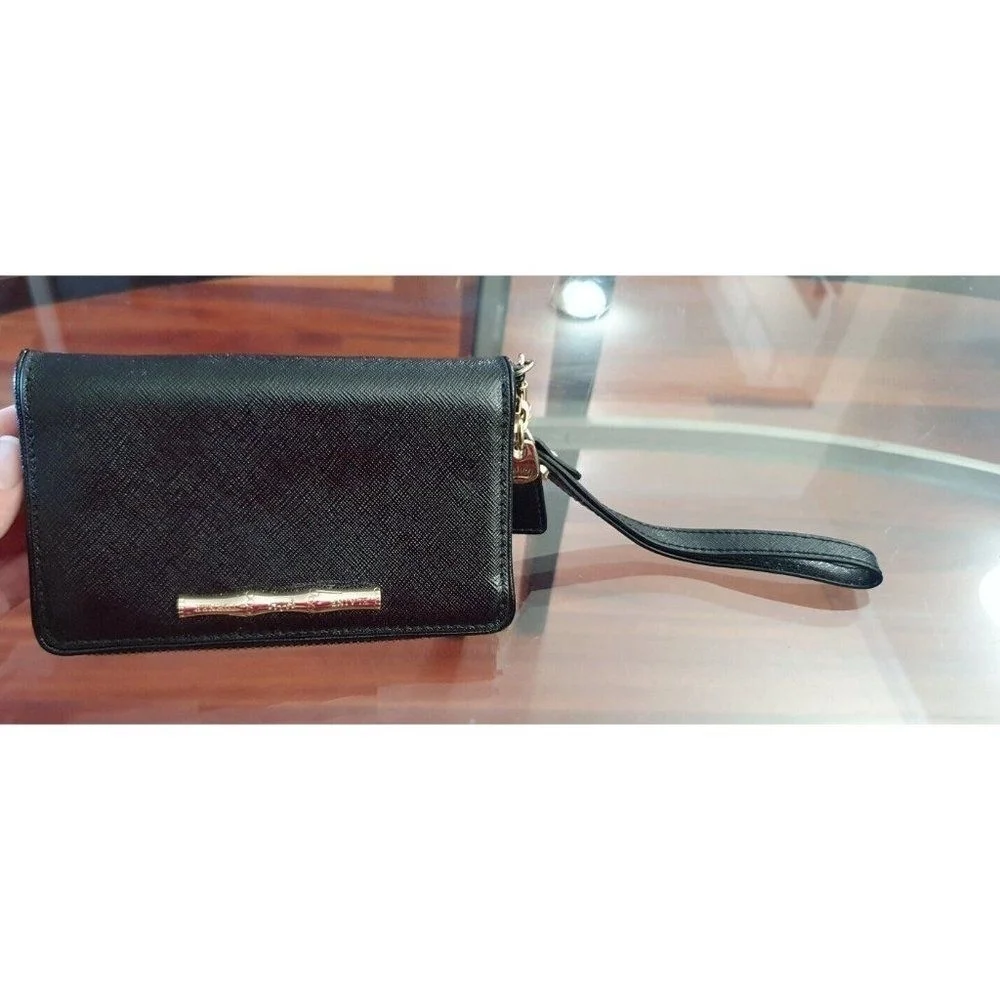 Elaine Turner zip around leather wallet with multiple CC slots